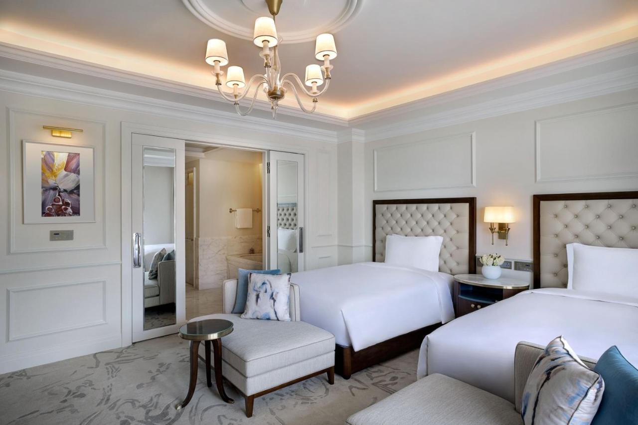 Отель The Ritz-Carlton, Амман Экстерьер фото